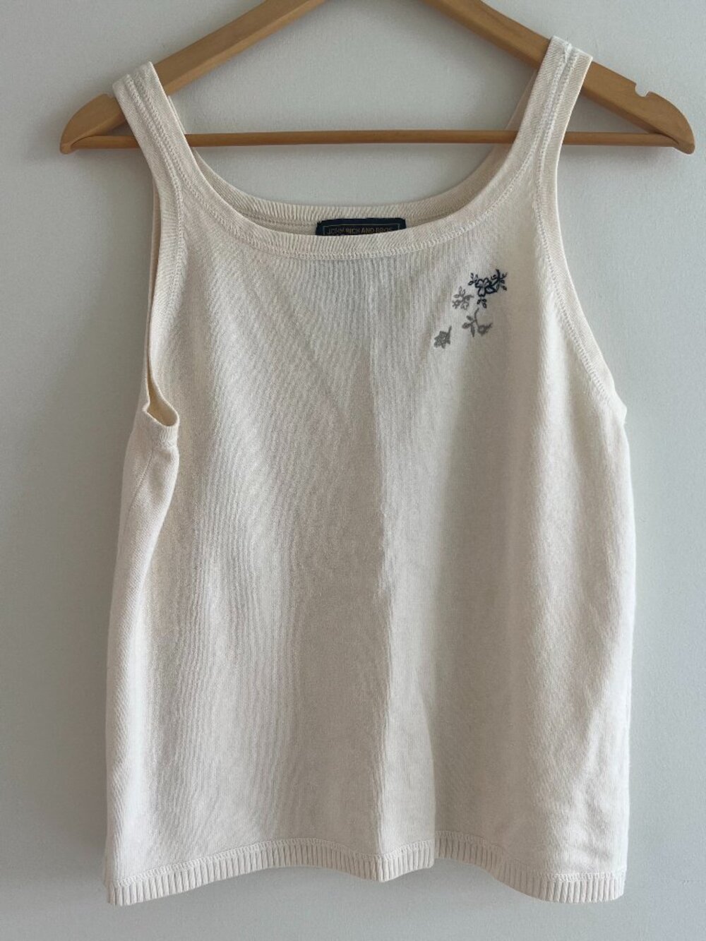 Vintage Woolrich Cream Knit‎ Tank Top 80s 90s Mom Embroidered Floral Summer Rare
